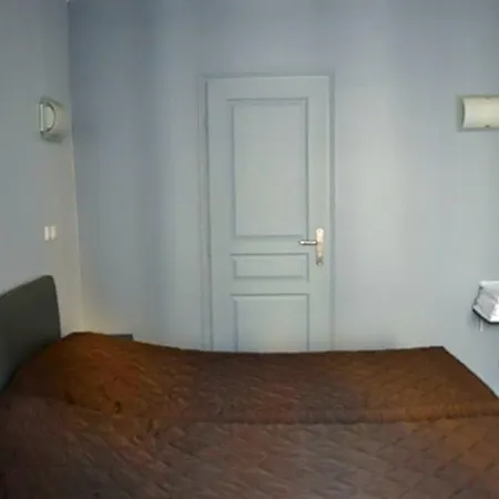 Szálloda Allety *